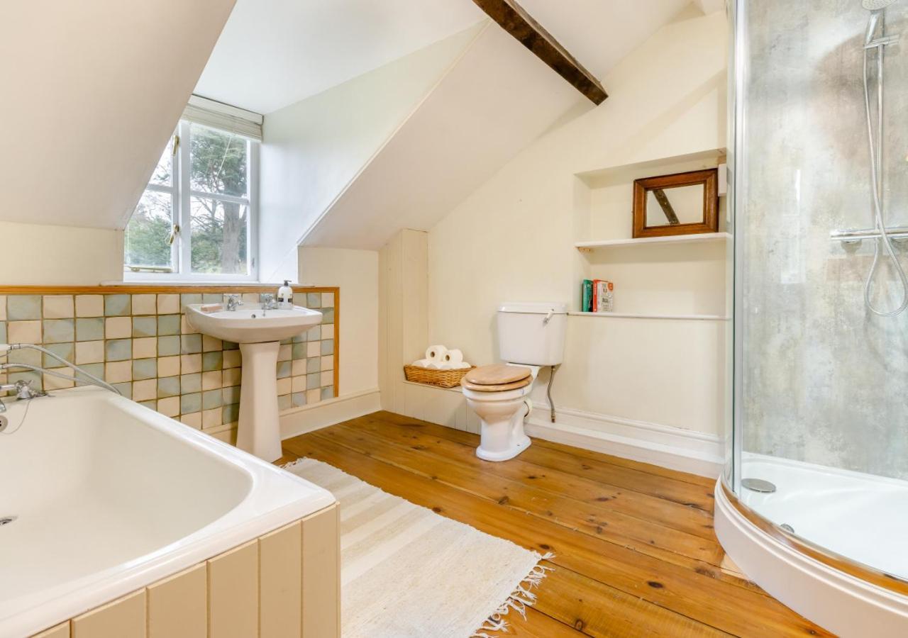 Castell Madoc Cottages Lower Chapel Exteriér fotografie